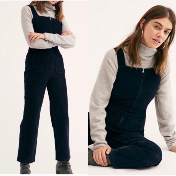 Free People Luna Navy Corduroy Jumpsuit Zipper Front Adjustable Straps Size 6 - Picture 1 of 7